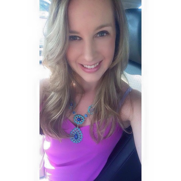 Meet your Posher, Ashley - Picture 1 of 3